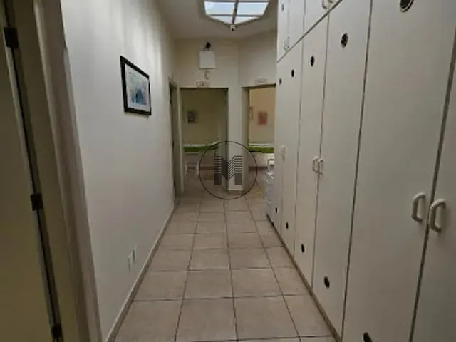 Prédio com 39374m², à venda, no bairro Chácara Selles em Guaratinguetá