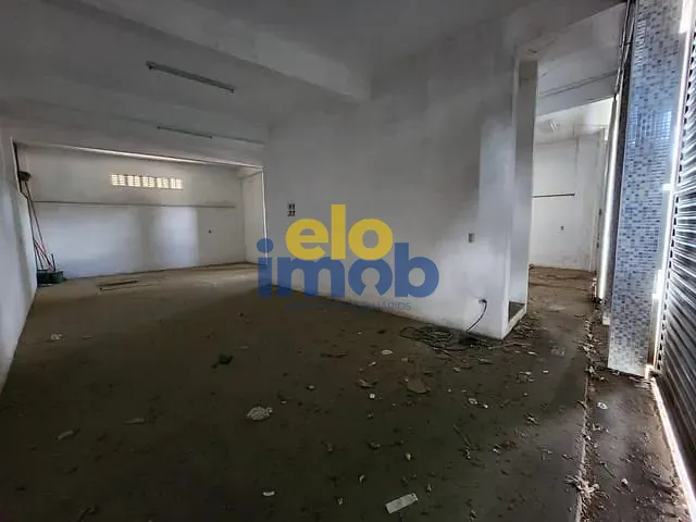Prédio para alugar, no bairro Riachão em Caruaru