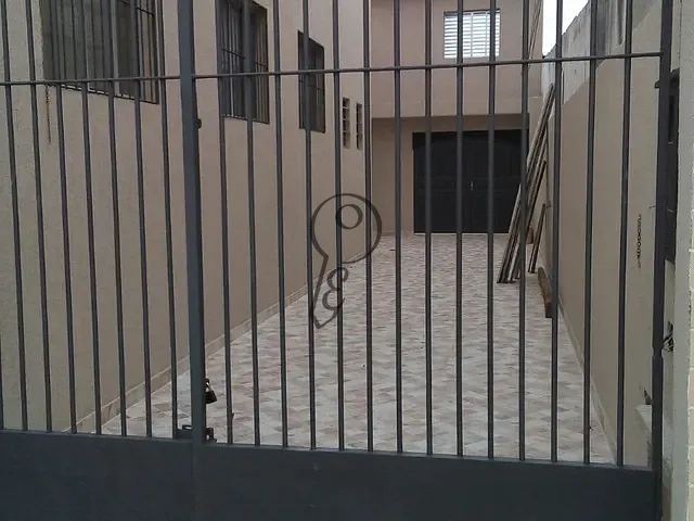 Prédio com 270m², à venda, no bairro Vila Liviero em São Paulo
