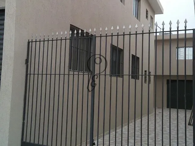Prédio com 270m², à venda, no bairro Vila Liviero em São Paulo