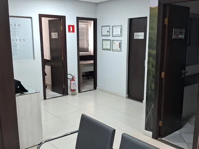 Prédio à venda, no bairro Baú em Cuiabá