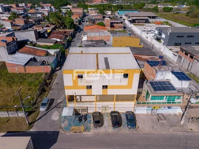 Prédio com 698m², à venda, no bairro Parque DAS PALMEIRAS em Camaçari