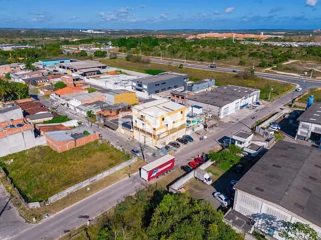 Prédio com 698m², à venda, no bairro Parque DAS PALMEIRAS em Camaçari