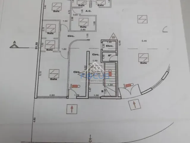 Prédio com 351m², à venda ou para alugar, no bairro Anhangabaú em Jundiaí