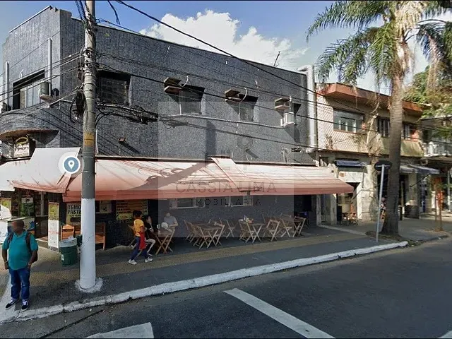 Prédio com 110m², à venda, no bairro Quarta Parada em São Paulo