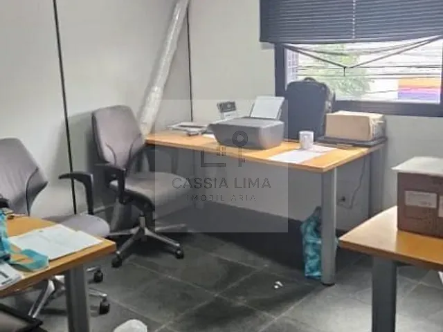 Prédio com 110m², à venda, no bairro Quarta Parada em São Paulo