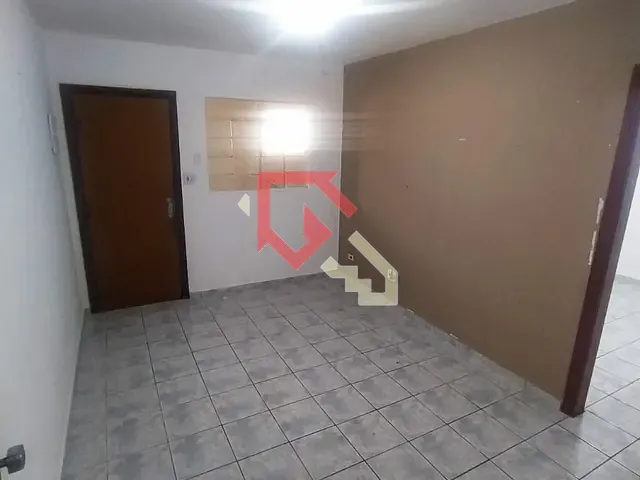 Prédio à venda, no bairro Vila Dirce em Mauá