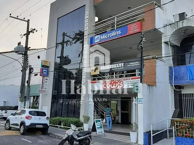 Prédio à venda, no bairro Centro em Estância