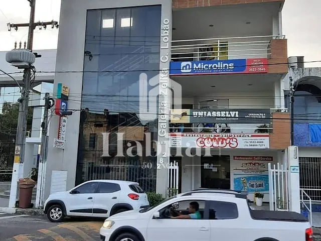 Prédio à venda, no bairro Centro em Estância