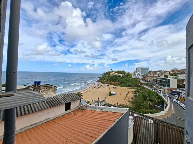 Prédio com 470m², à venda, no bairro Rio Vermelho em Salvador