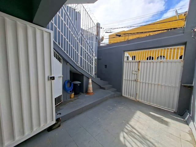 Prédio com 470m², à venda, no bairro Rio Vermelho em Salvador