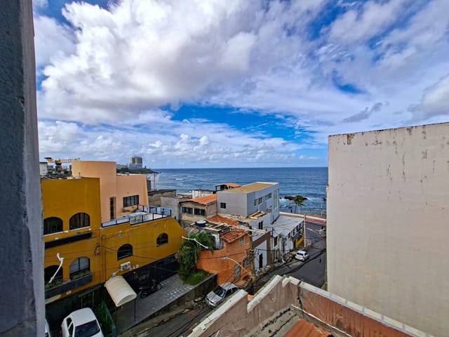 Prédio com 470m², à venda, no bairro Rio Vermelho em Salvador