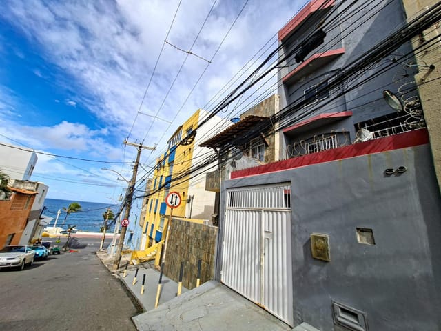 Prédio com 470m², à venda, no bairro Rio Vermelho em Salvador