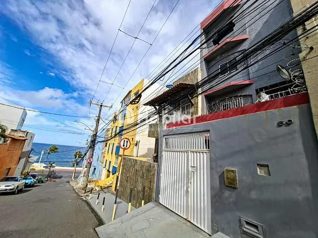 Prédio com 470m², à venda, no bairro Rio Vermelho em Salvador