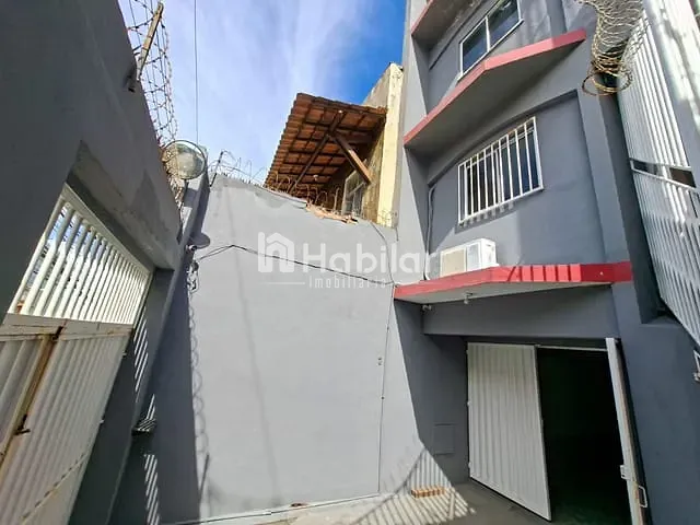 Prédio com 470m², à venda, no bairro Rio Vermelho em Salvador