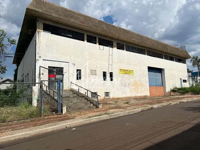 Prédio com 6300m², à venda ou para alugar, no bairro Jardim Agari em Londrina