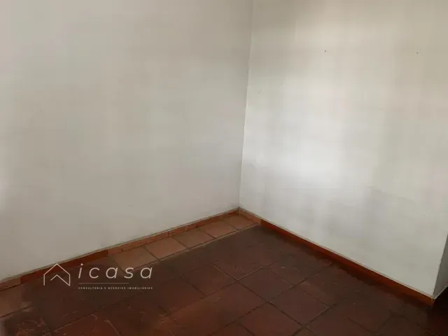 Prédio com 2400m², à venda, no bairro Vila Antônio Augusto Luiz em Caçapava