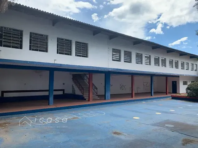 Prédio com 2400m², à venda, no bairro Vila Antônio Augusto Luiz em Caçapava