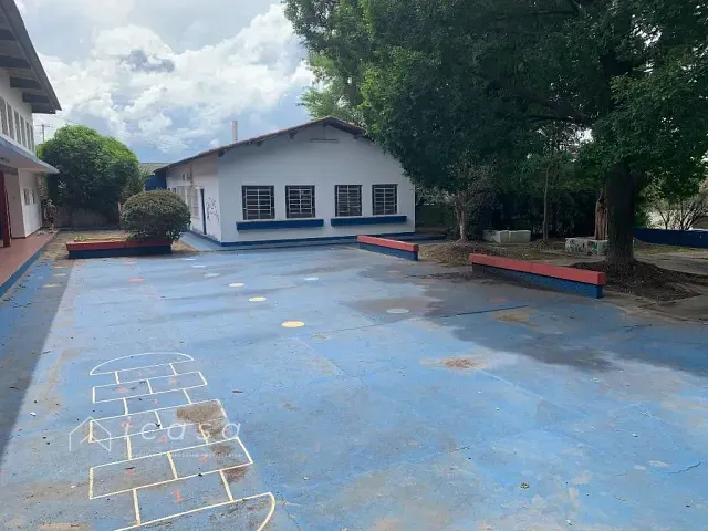 Prédio com 2400m², à venda, no bairro Vila Antônio Augusto Luiz em Caçapava