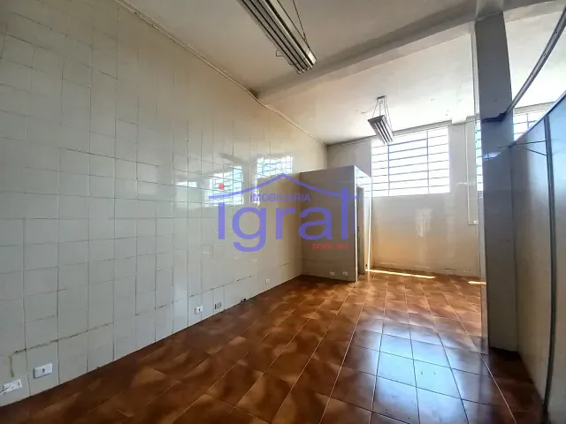 Prédio com 222m², à venda, no bairro Jardim Oriental em São Paulo