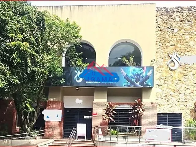 Prédio à venda ou para alugar, no bairro Chácara Santo Antônio (Zona Sul) em São Paulo