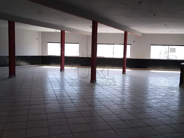 Prédio com 930m², à venda, no bairro Matriz em Mauá