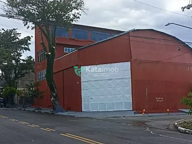 Prédio para alugar, no bairro Jardim das Flores em Osasco