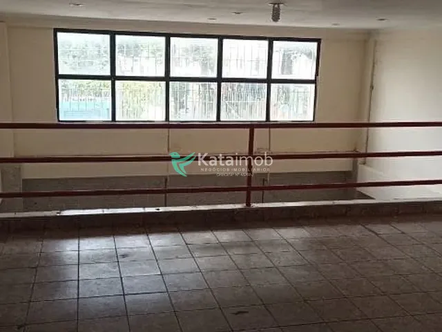 Prédio para alugar, no bairro Jardim das Flores em Osasco