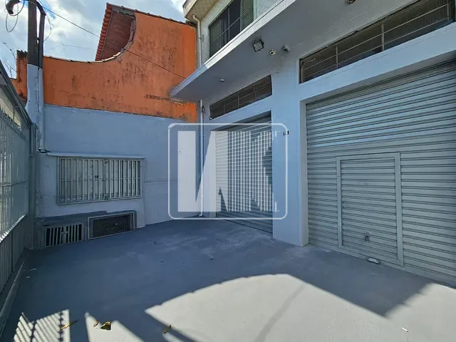 Prédio com 118m², à venda, no bairro Vila Sacadura Cabral em Santo André
