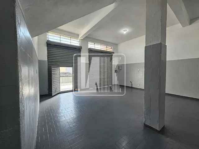 Prédio com 118m², à venda, no bairro Vila Sacadura Cabral em Santo André