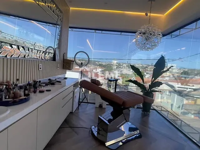 Prédio com 205m², à venda, no bairro Centro em Mococa