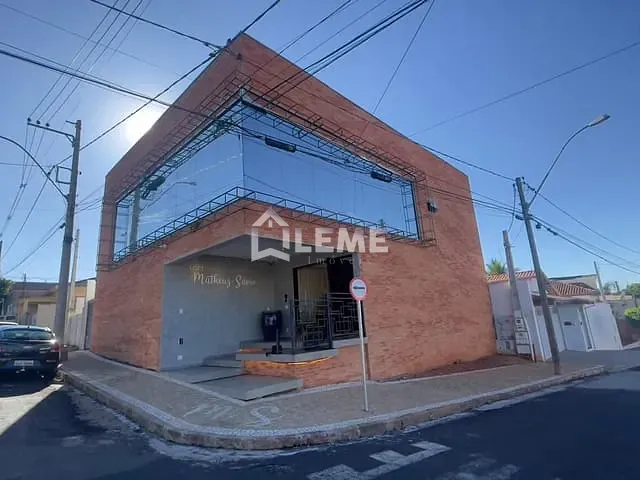 Prédio com 205m², à venda, no bairro Centro em Mococa