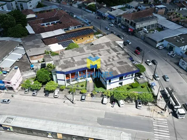 Prédio com 2579m², à venda, no bairro Várzea em Recife