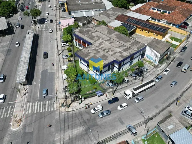 Prédio com 2579m², à venda, no bairro Várzea em Recife