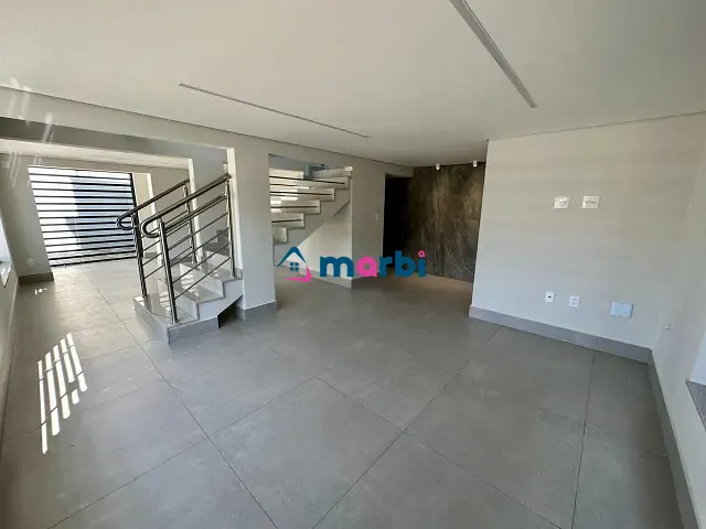 Prédio com 274m², para alugar, no bairro Santo Antônio em Americana