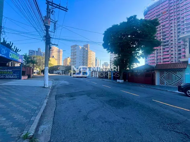 Prédio com 219m², à venda, no bairro Vila Osasco em Osasco