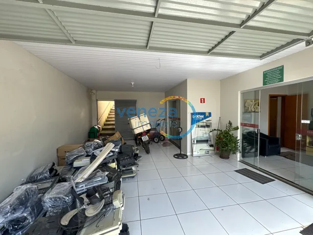 Prédio com 523m², à venda, no bairro TATIANI em Londrina