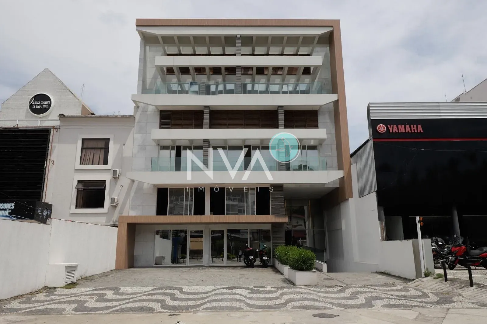 Prédio Inteiro, 1733 m² - Foto 1