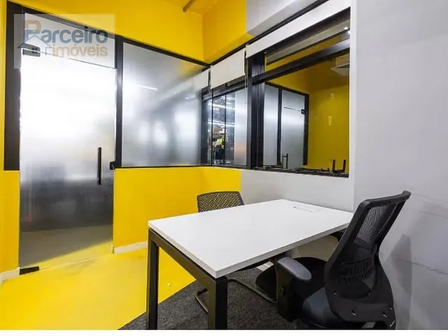 Prédio com 211m², à venda, no bairro Vila Gomes Cardim em São Paulo