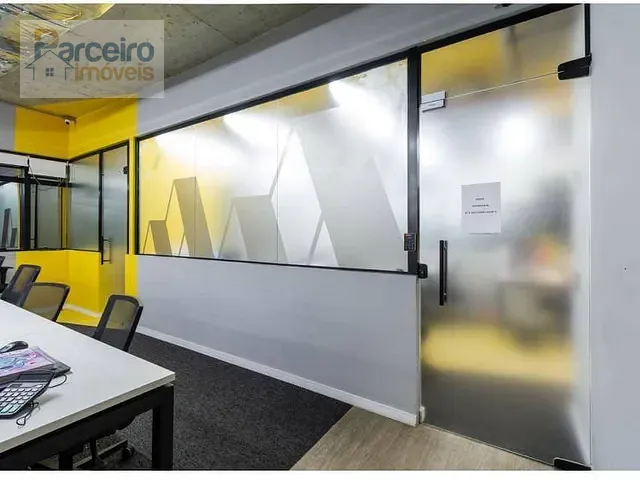 Prédio com 211m², à venda, no bairro Vila Gomes Cardim em São Paulo
