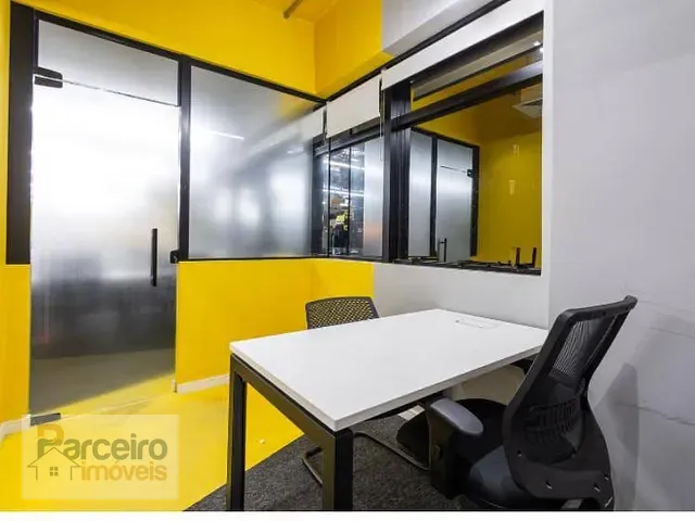 Prédio com 211m², à venda, no bairro Vila Gomes Cardim em São Paulo