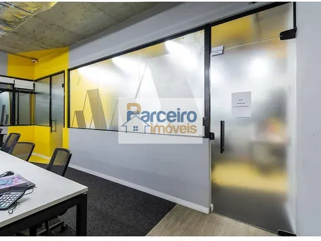 Prédio com 211m², à venda, no bairro Vila Gomes Cardim em São Paulo