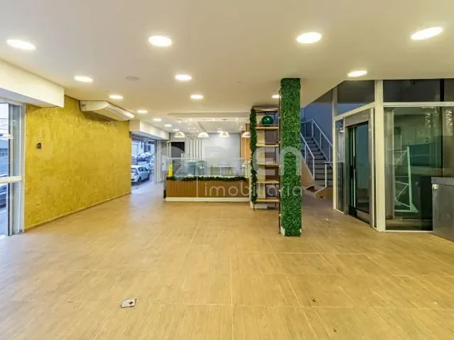 Prédio com 350m², à venda, no bairro Santa Teresinha em São Paulo
