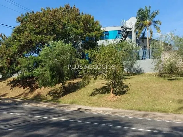 Prédio com 1000m², à venda, no bairro Além Ponte em Sorocaba