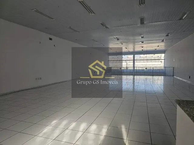 Prédio com 526m², para alugar, no bairro Centro em Vinhedo