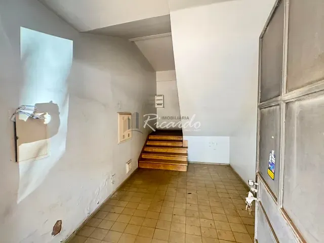 Prédio com 443m², à venda, no bairro Nova Suiça em Goiânia