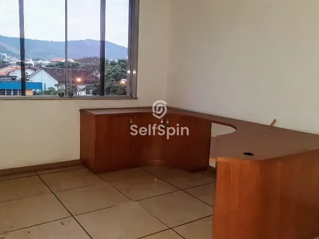 Apartamento com 600m², para alugar, no bairro São Francisco em Niterói