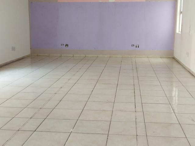 Prédio para alugar, no bairro Antares em Londrina