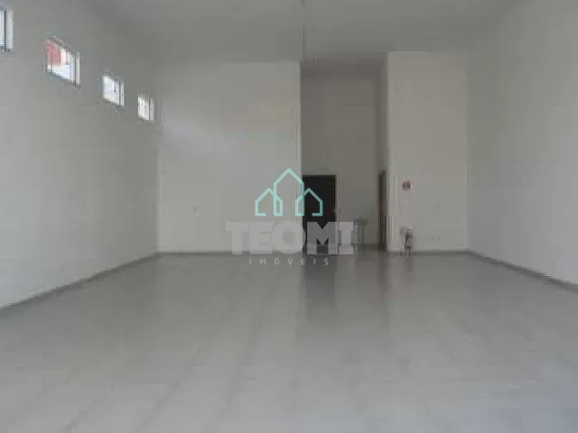 Prédio com 780m², à venda ou para alugar, no bairro Vila Jaboticabeira em Taubaté