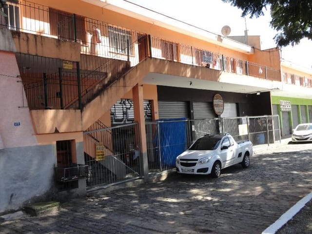 Prédio com 2005m², à venda, no bairro Jardim Presidente Dutra em Guarulhos